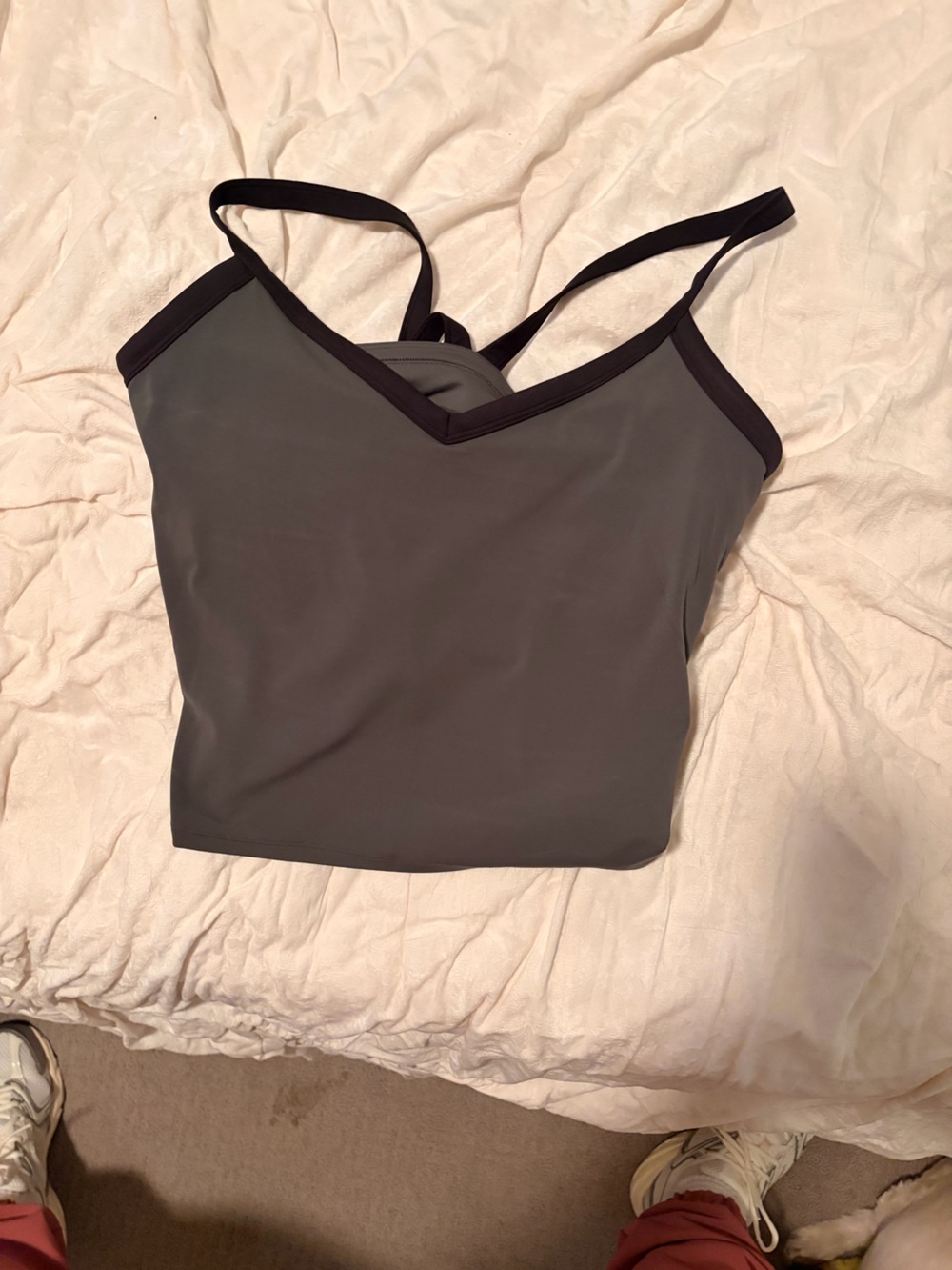 Vuori AllTheFeels V-Neck Tank in Agate Green